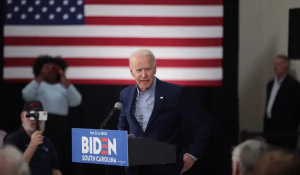 Biden is caught in a storm between Russia and its US prisoners