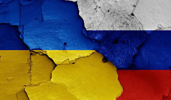 ukraine russia flags 1